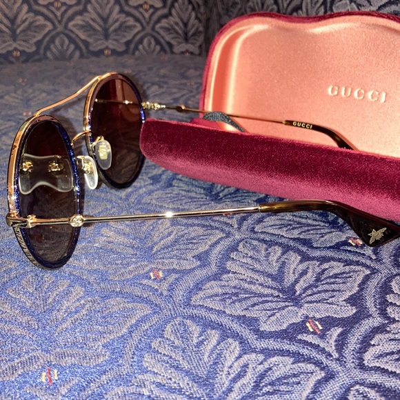 🌺 GUCCI - Picture 3 of 7